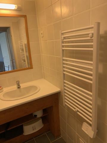 Appartement 4 Personnes Avec Piscine, Wifi, Garage Besse-et-Saint-Anastaise Exterior photo